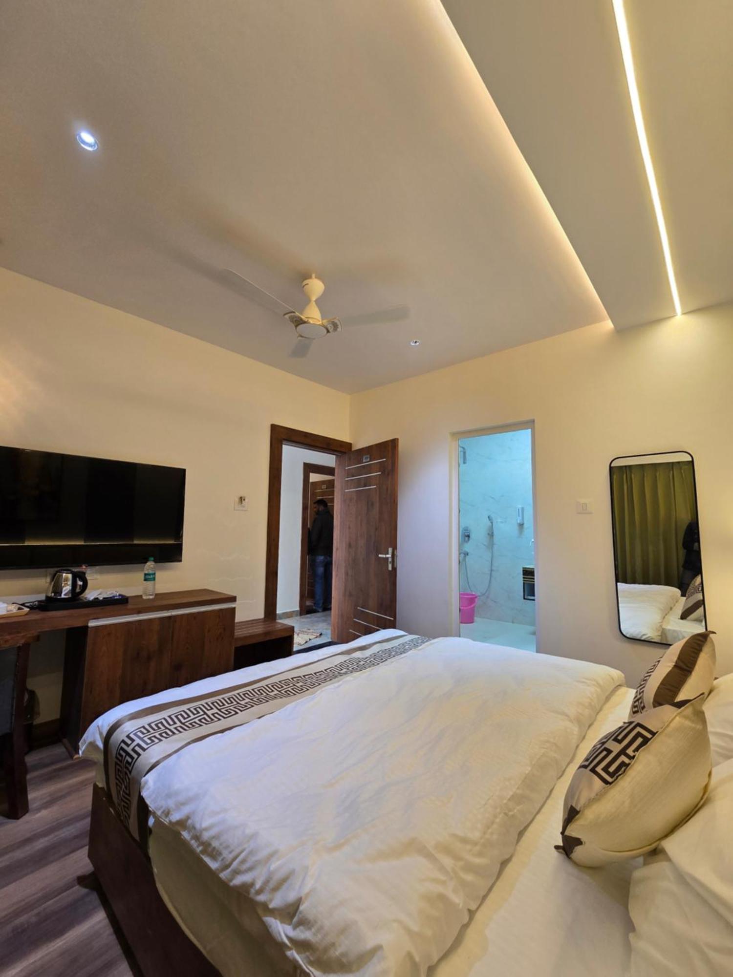 Hotel Fortune Ayodhya Exterior foto