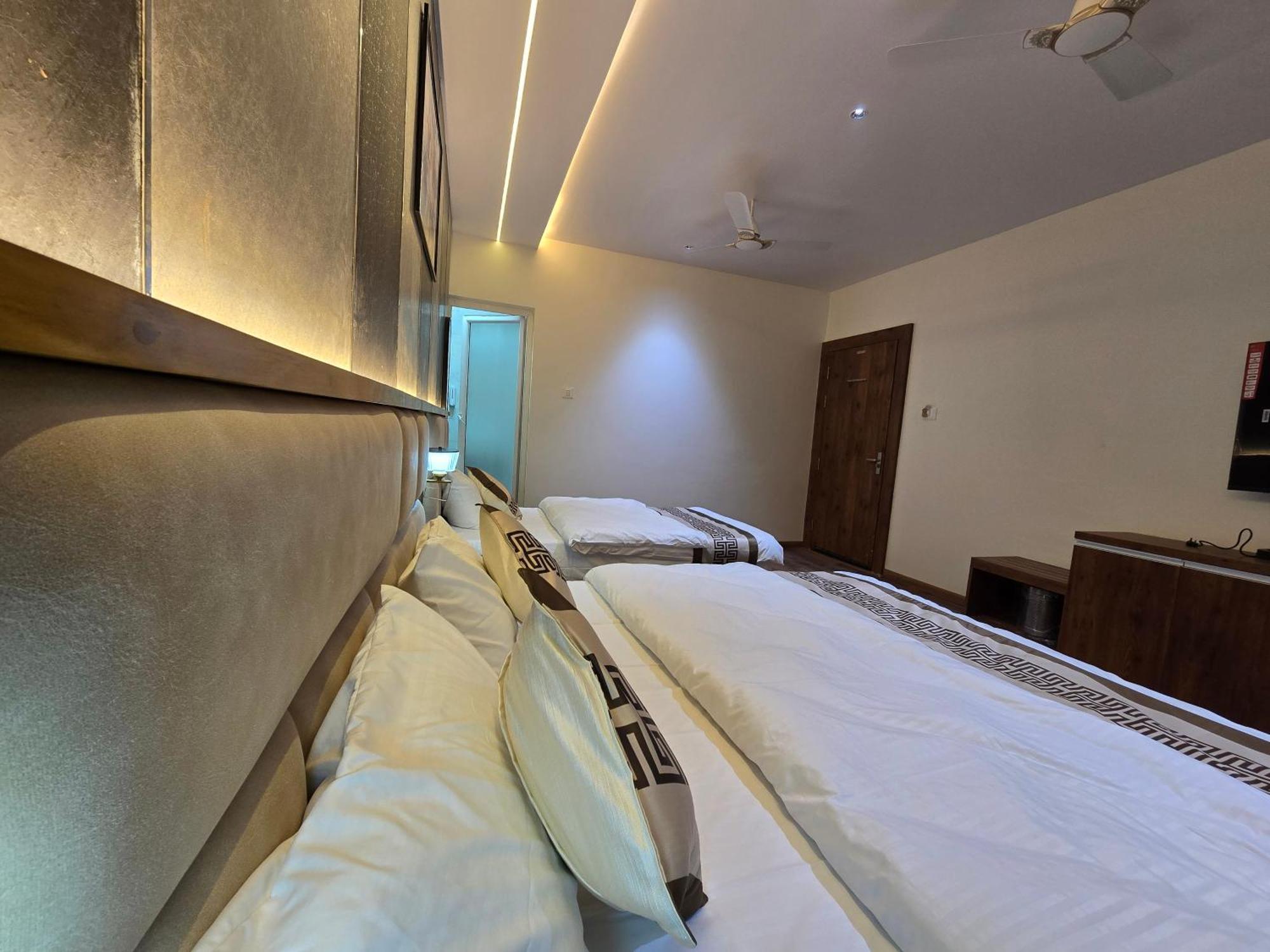 Hotel Fortune Ayodhya Exterior foto