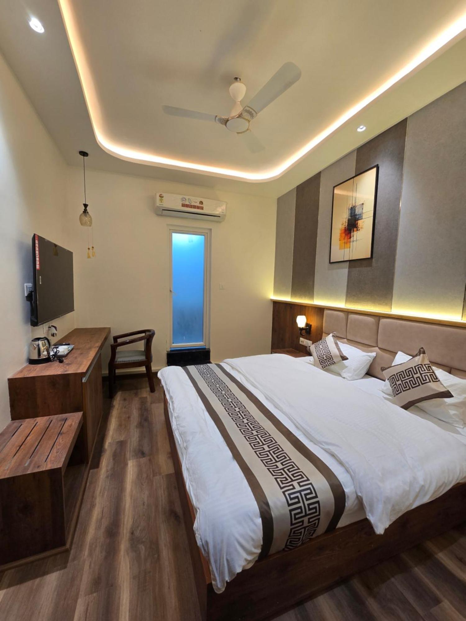 Hotel Fortune Ayodhya Exterior foto