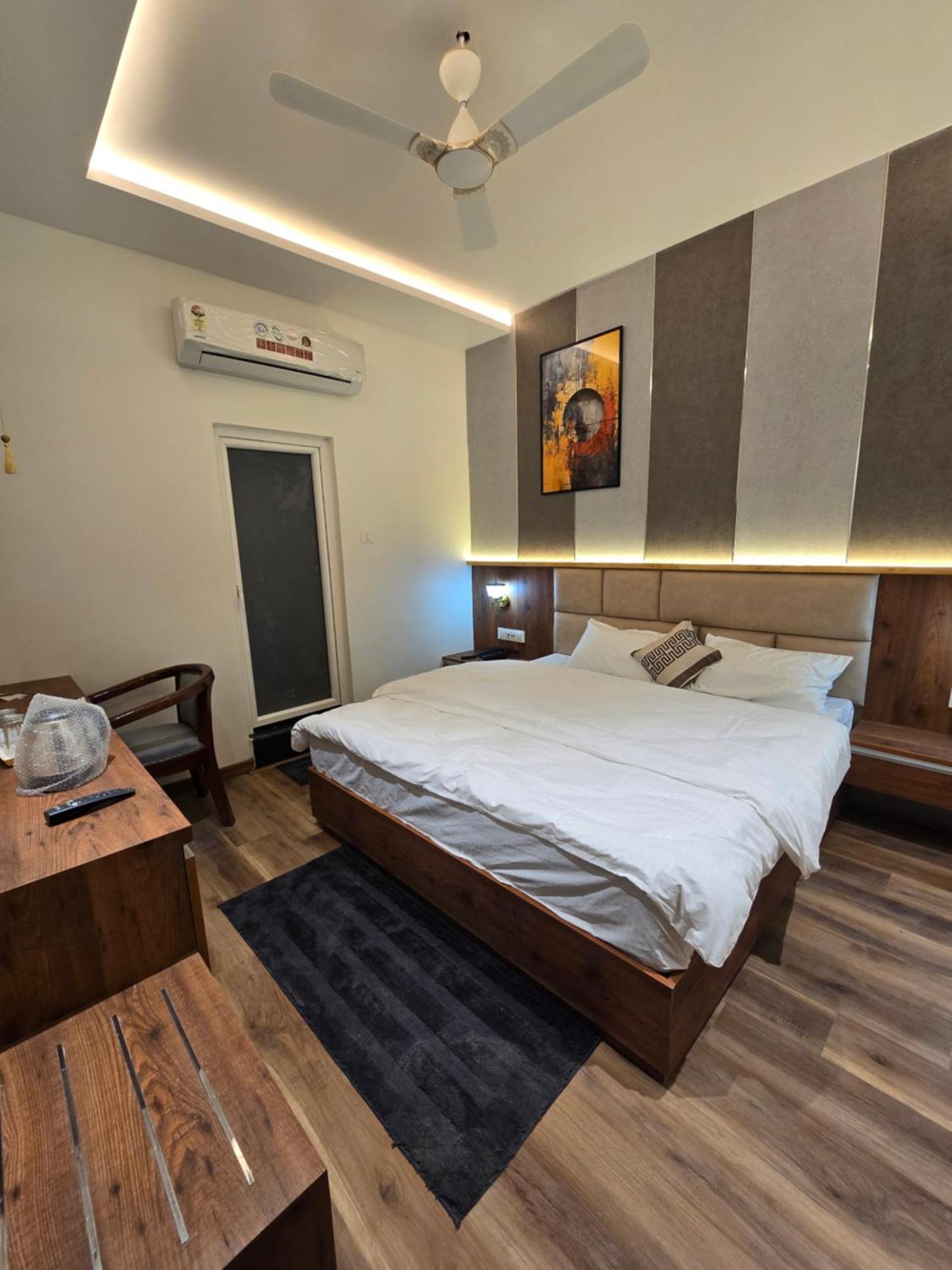 Hotel Fortune Ayodhya Exterior foto