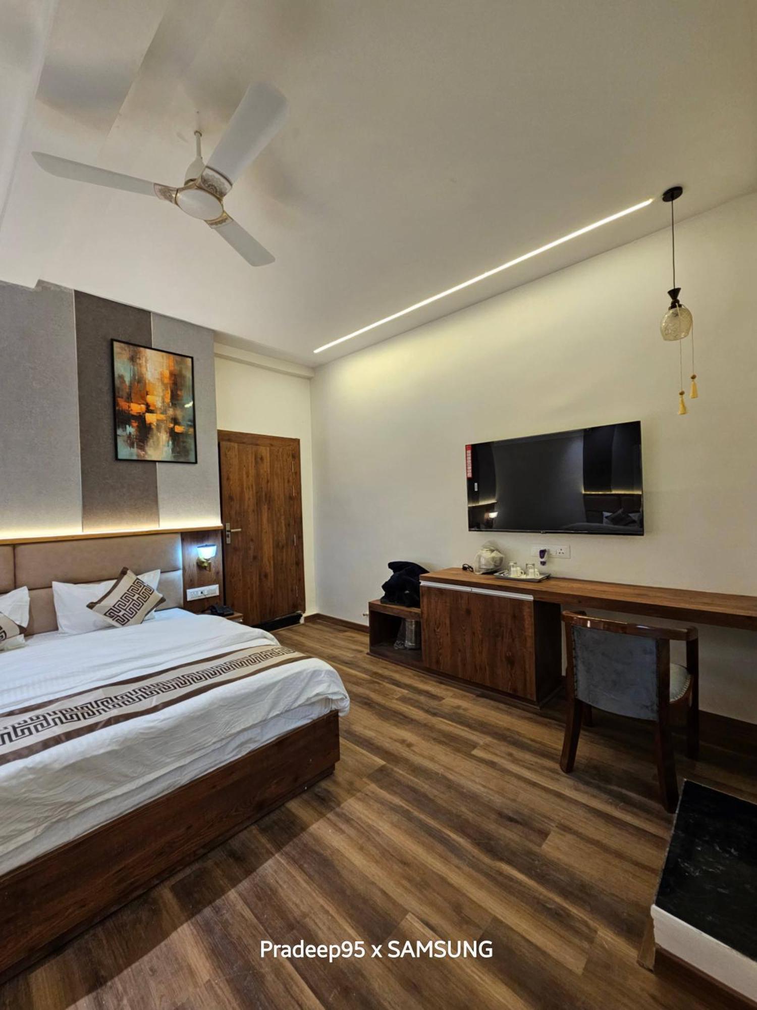 Hotel Fortune Ayodhya Exterior foto
